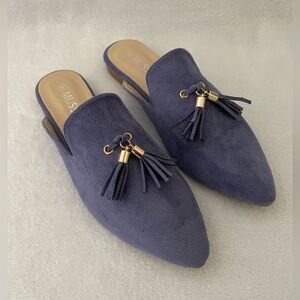 Musshoe Women Flat Shoes Size 8 Blue Faux Suede Tassel Classy Old Money Timeless